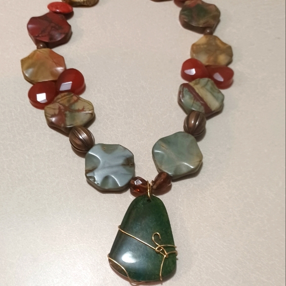Artisan handcrafted Jasper and Jade statement necklace - Picture 1 of 8